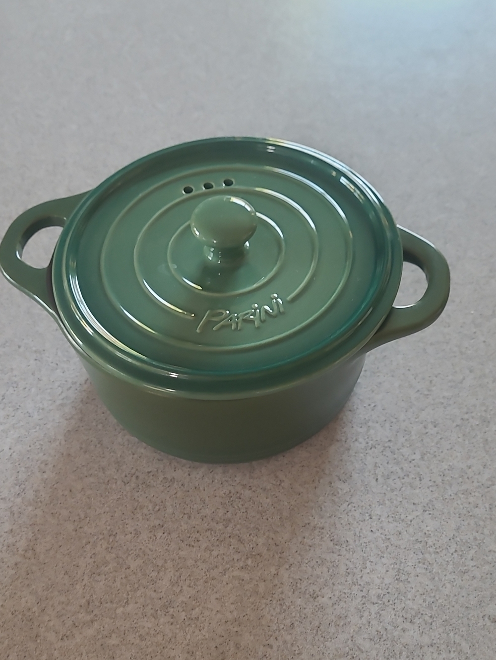 Parini 1 Qt Green Mini Dutch Oven with Lid